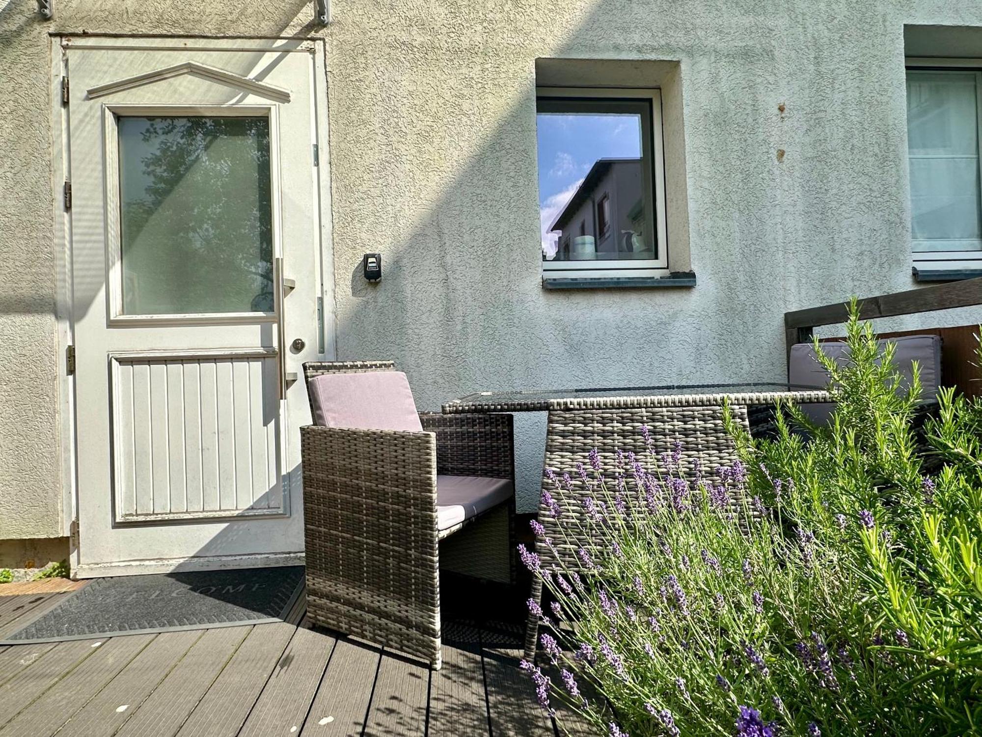 Modernes Apartement Am Rhein In Ruhiger Lage Keulen Buitenkant foto