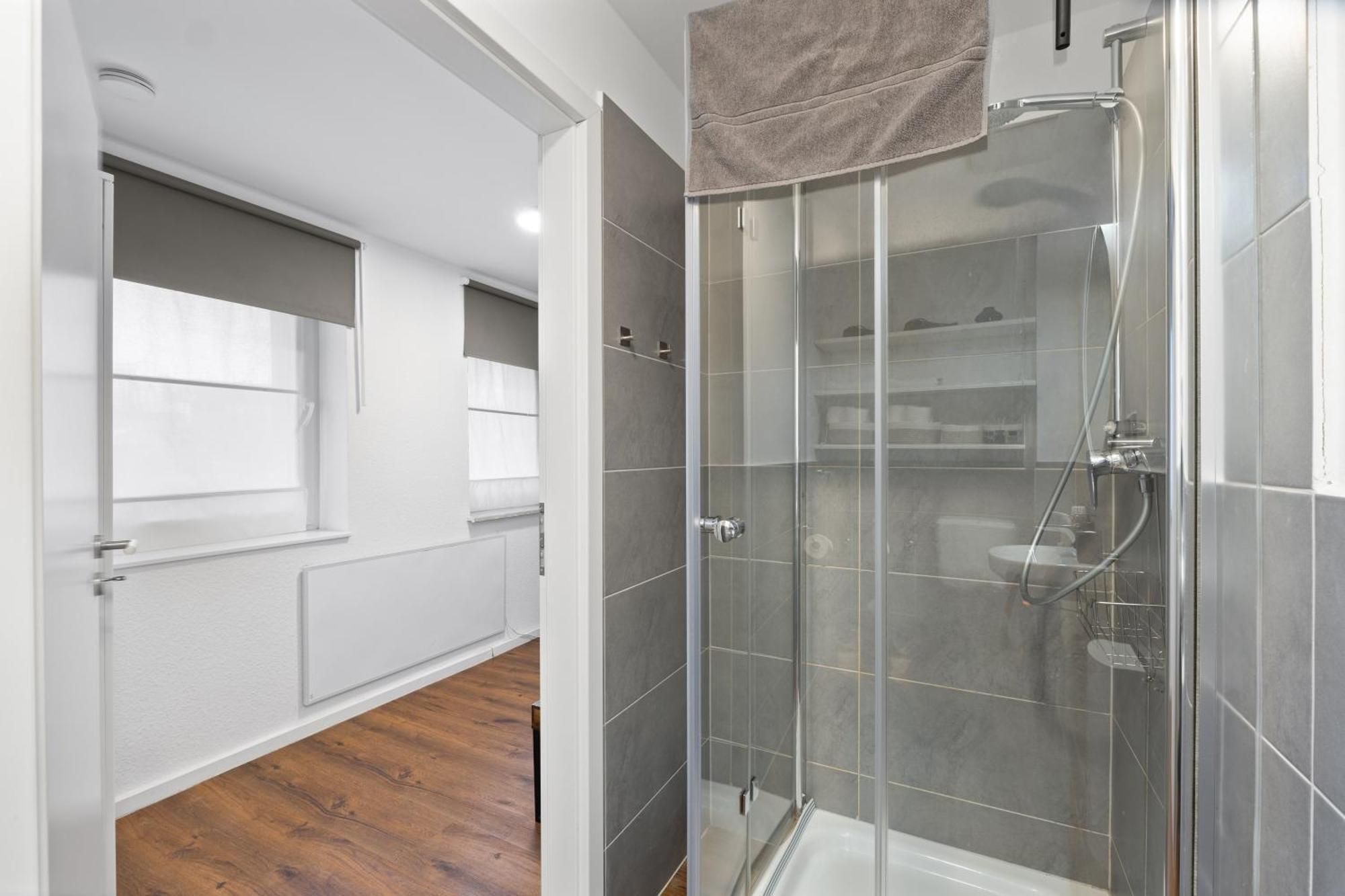 Modernes Apartement Am Rhein In Ruhiger Lage Keulen Buitenkant foto